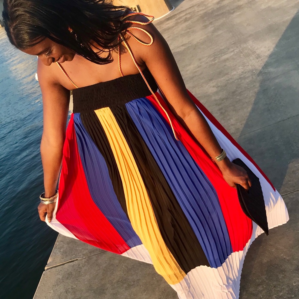 🎊LAST SIZE -Plus 2X🎊 “Switch It Up” Maxi Dress